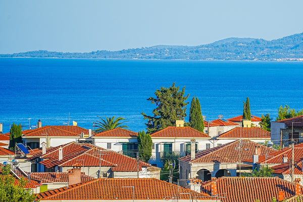 アフィトス村の美しい地中海風景