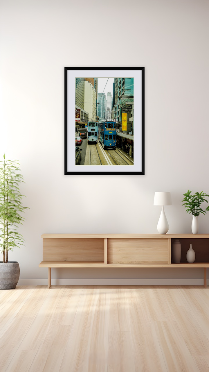 香港の街を走る2階建て路面電車